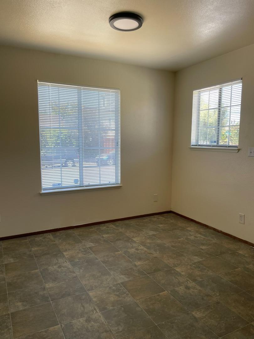 Detail Gallery Image 8 of 24 For 1752 Beech St, Santa Clara,  CA 95054 - 3 Beds | 2 Baths