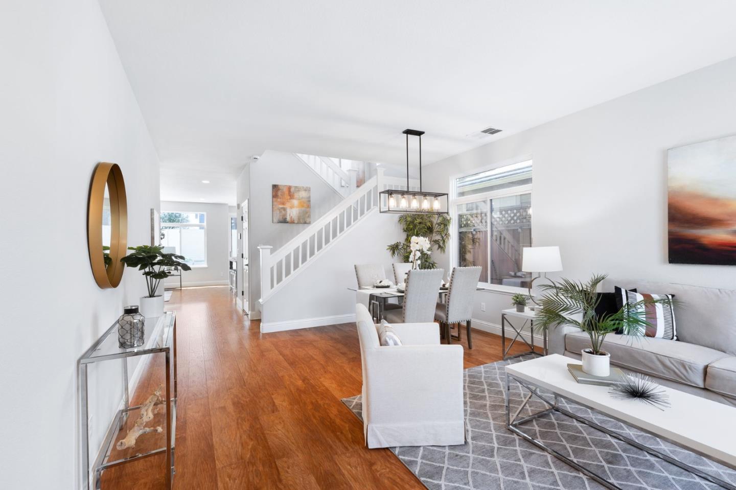 Detail Gallery Image 2 of 33 For 4681 La Crescent Loop, San Jose,  CA 95136 - 4 Beds | 2/1 Baths