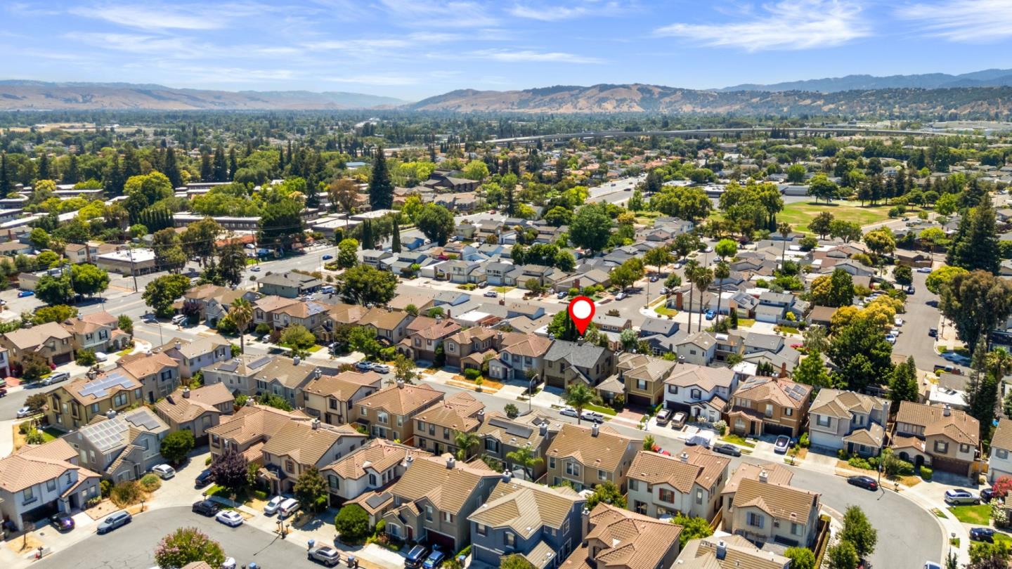 Detail Gallery Image 29 of 33 For 4681 La Crescent Loop, San Jose,  CA 95136 - 4 Beds | 2/1 Baths