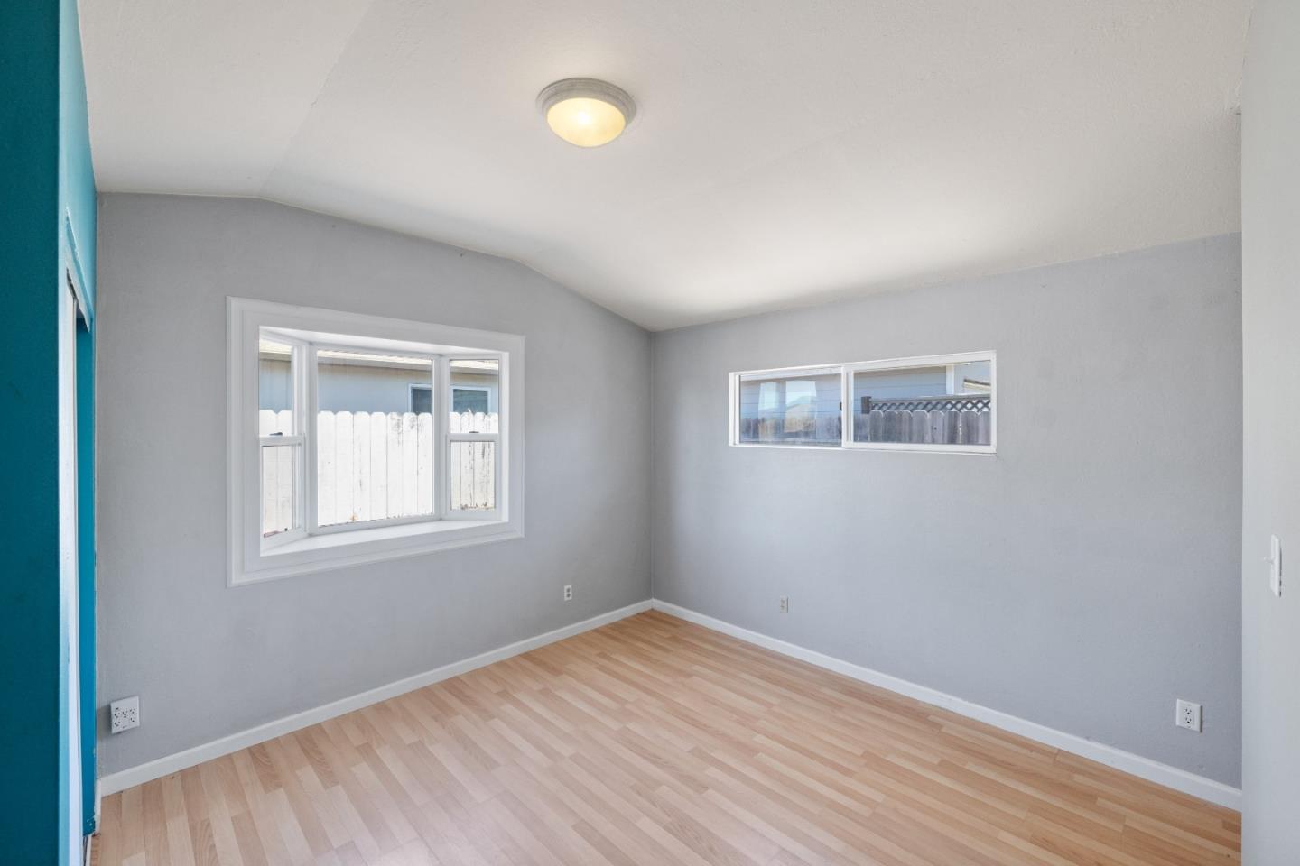 Detail Gallery Image 14 of 21 For 1475 Hilby Ave, Seaside,  CA 93955 - 2 Beds | 1 Baths
