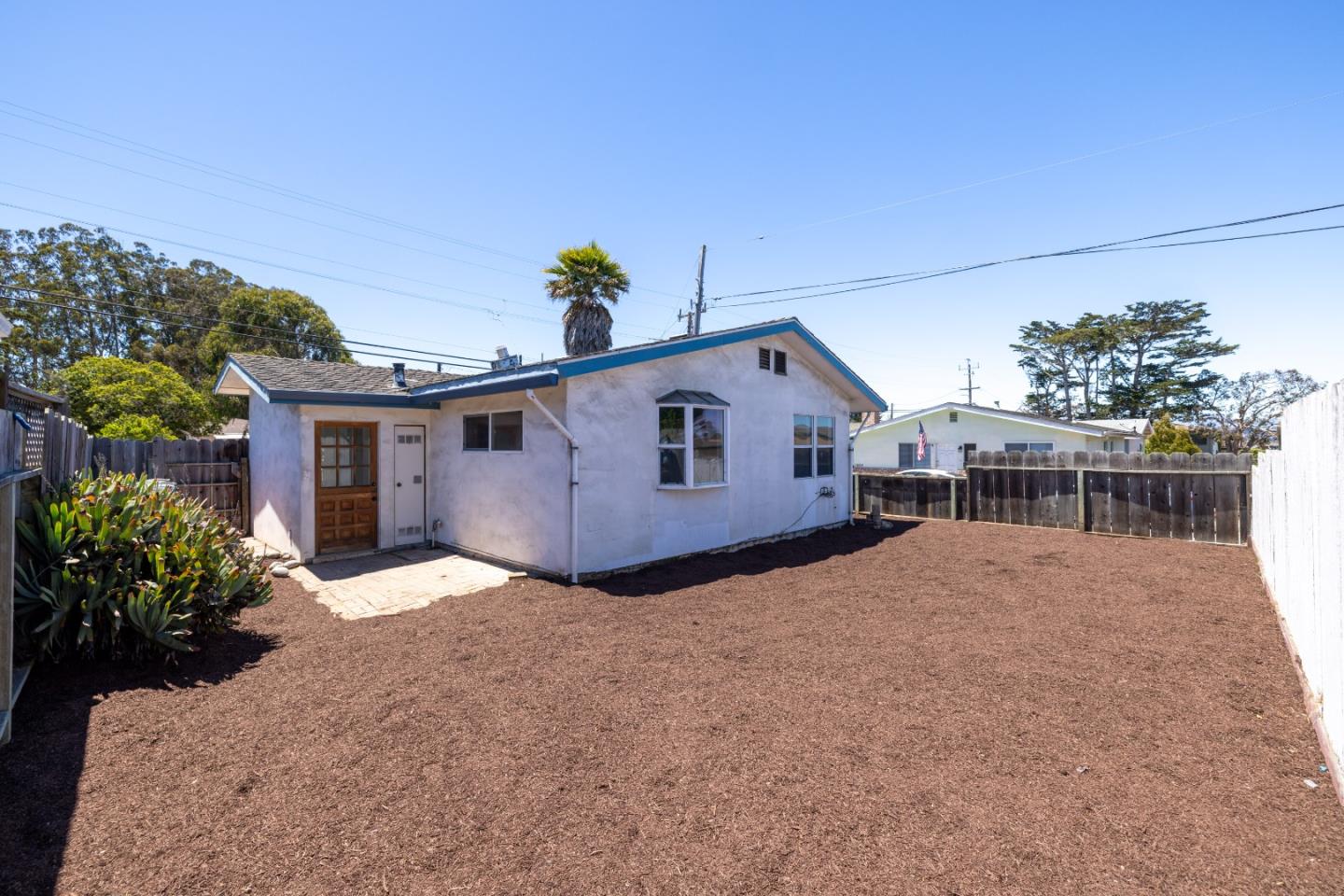 Detail Gallery Image 18 of 21 For 1475 Hilby Ave, Seaside,  CA 93955 - 2 Beds | 1 Baths