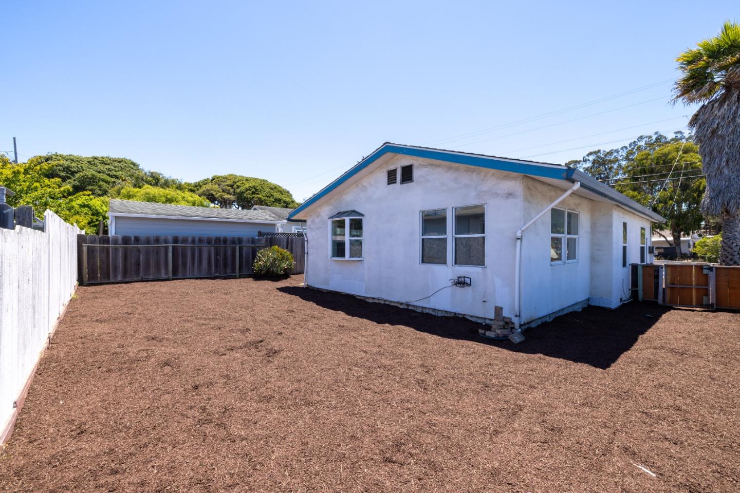 Detail Gallery Image 19 of 21 For 1475 Hilby Ave, Seaside,  CA 93955 - 2 Beds | 1 Baths