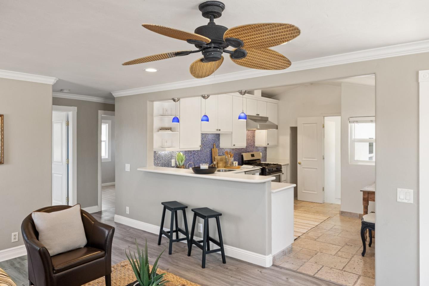 Detail Gallery Image 3 of 21 For 1475 Hilby Ave, Seaside,  CA 93955 - 2 Beds | 1 Baths
