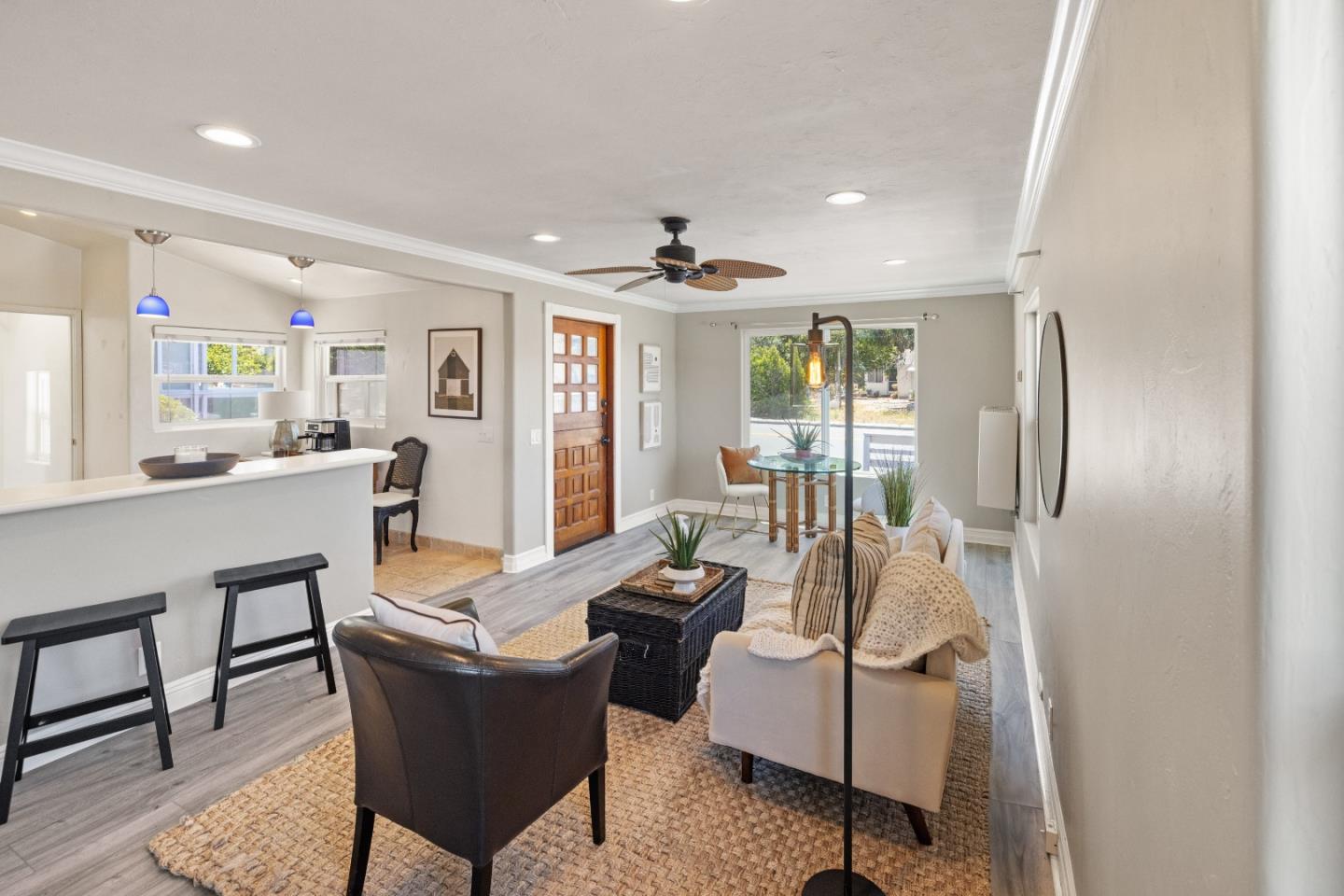 Detail Gallery Image 4 of 21 For 1475 Hilby Ave, Seaside,  CA 93955 - 2 Beds | 1 Baths