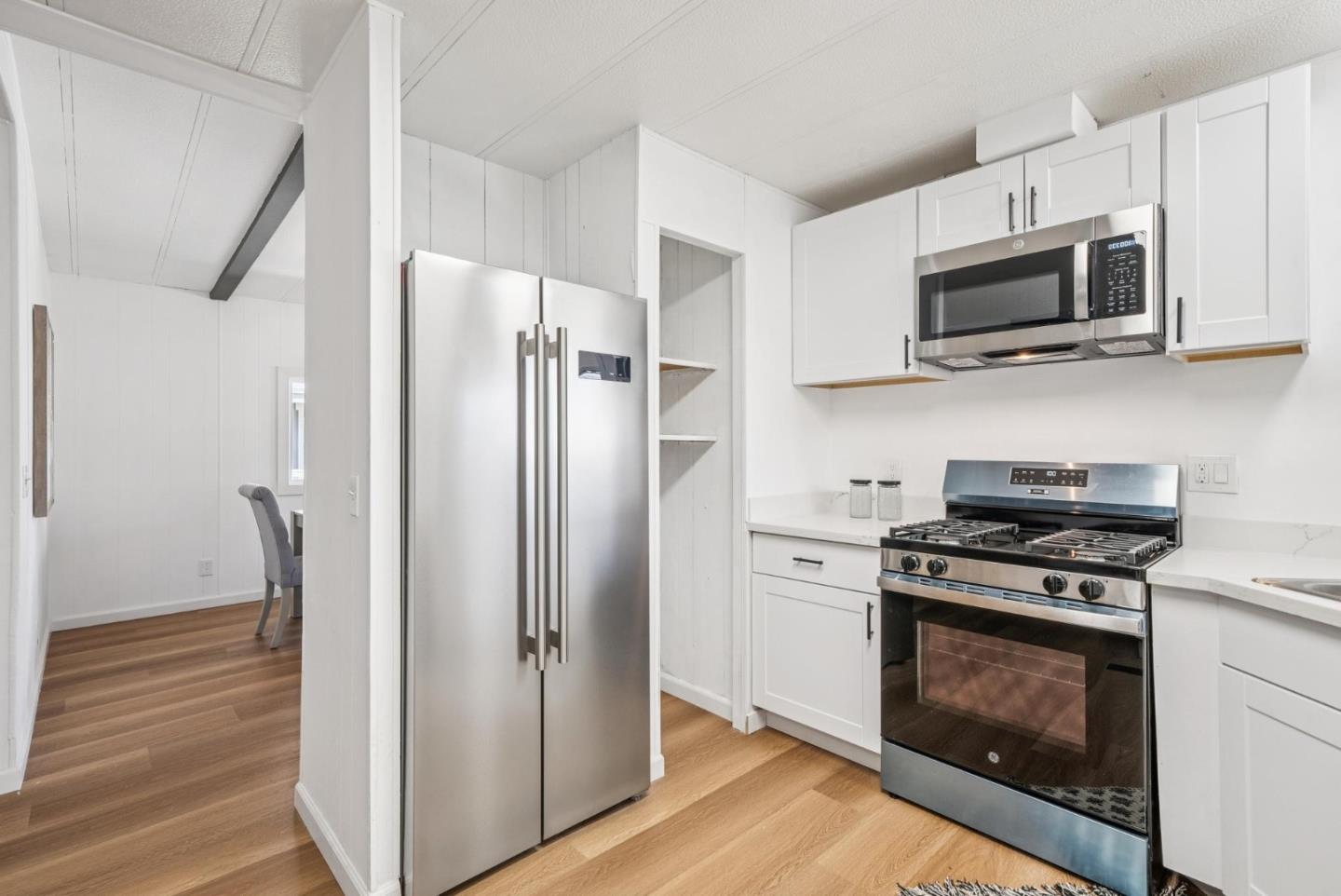 Detail Gallery Image 18 of 38 For 423 Chateau La Salle Dr #423,  San Jose,  CA 95111 - 2 Beds | 2 Baths