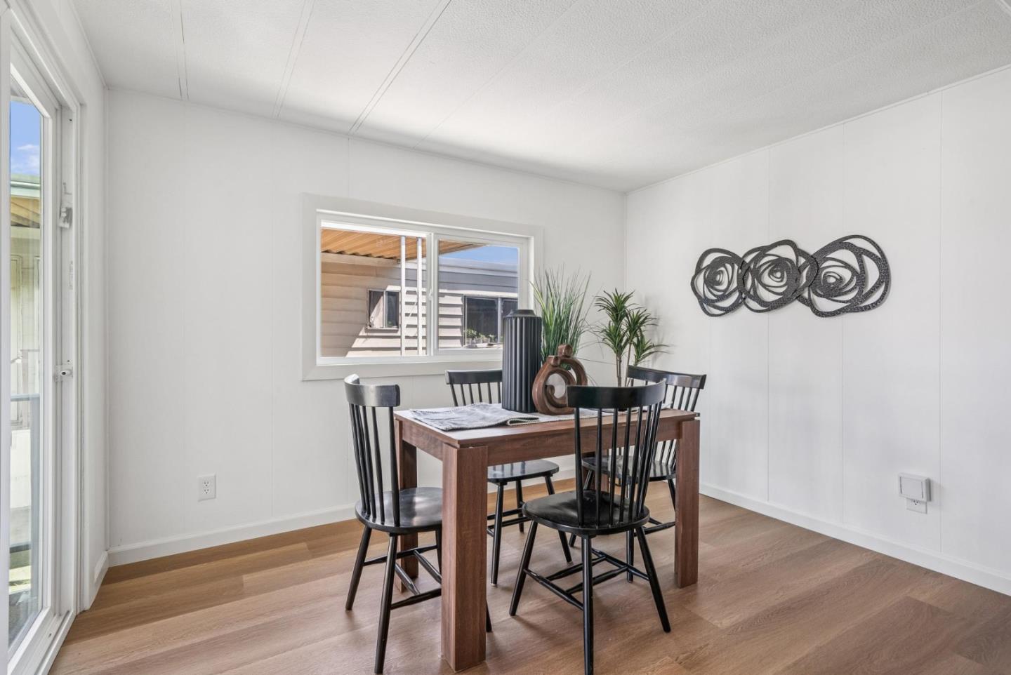 Detail Gallery Image 25 of 38 For 423 Chateau La Salle Dr #423,  San Jose,  CA 95111 - 2 Beds | 2 Baths