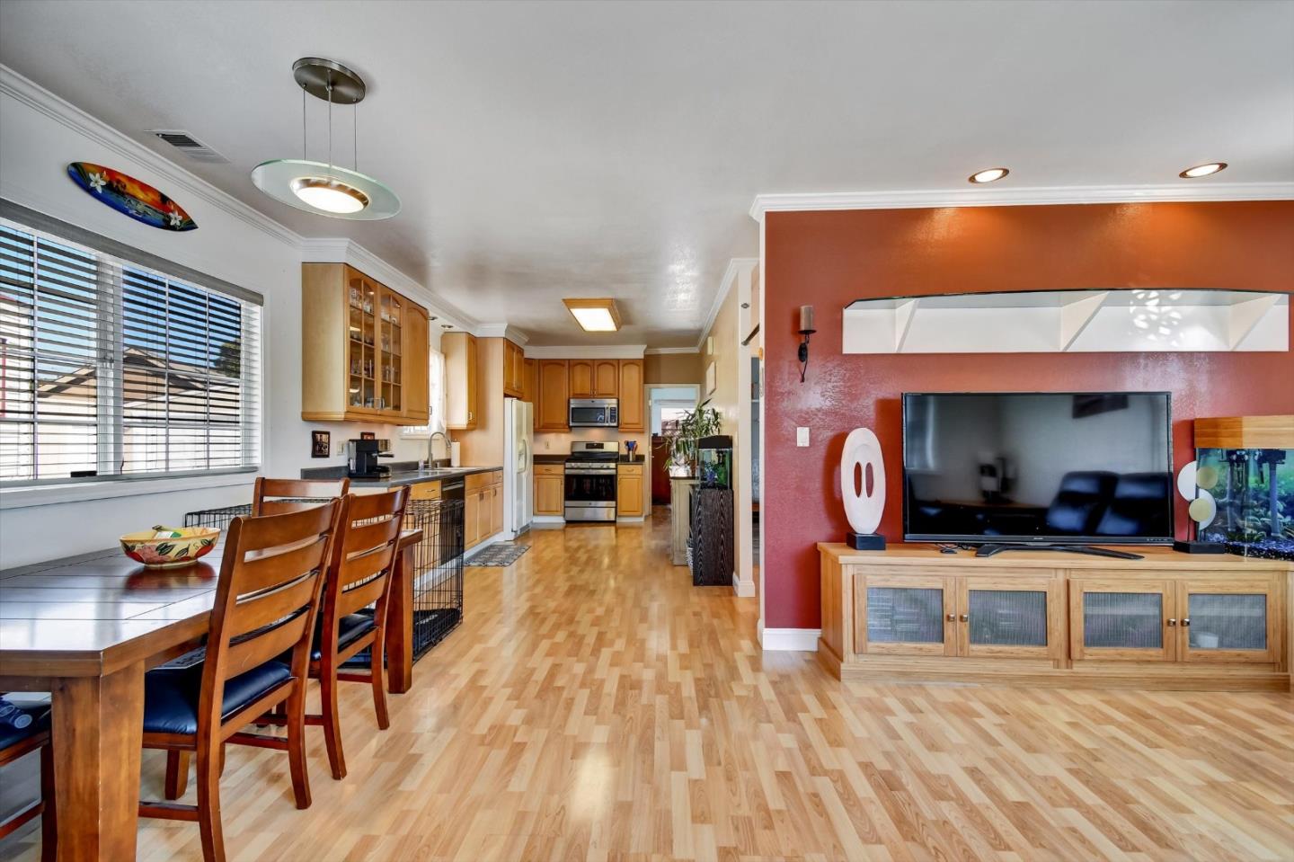 Detail Gallery Image 10 of 35 For 241 Terrace Ave, San Bruno,  CA 94066 - 2 Beds | 1 Baths