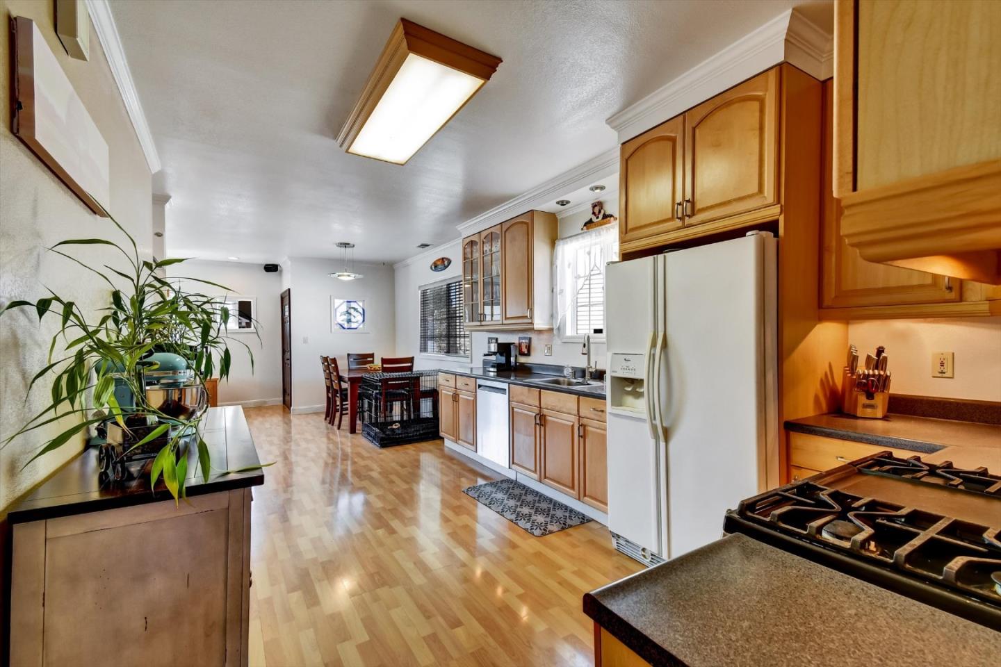 Detail Gallery Image 17 of 35 For 241 Terrace Ave, San Bruno,  CA 94066 - 2 Beds | 1 Baths