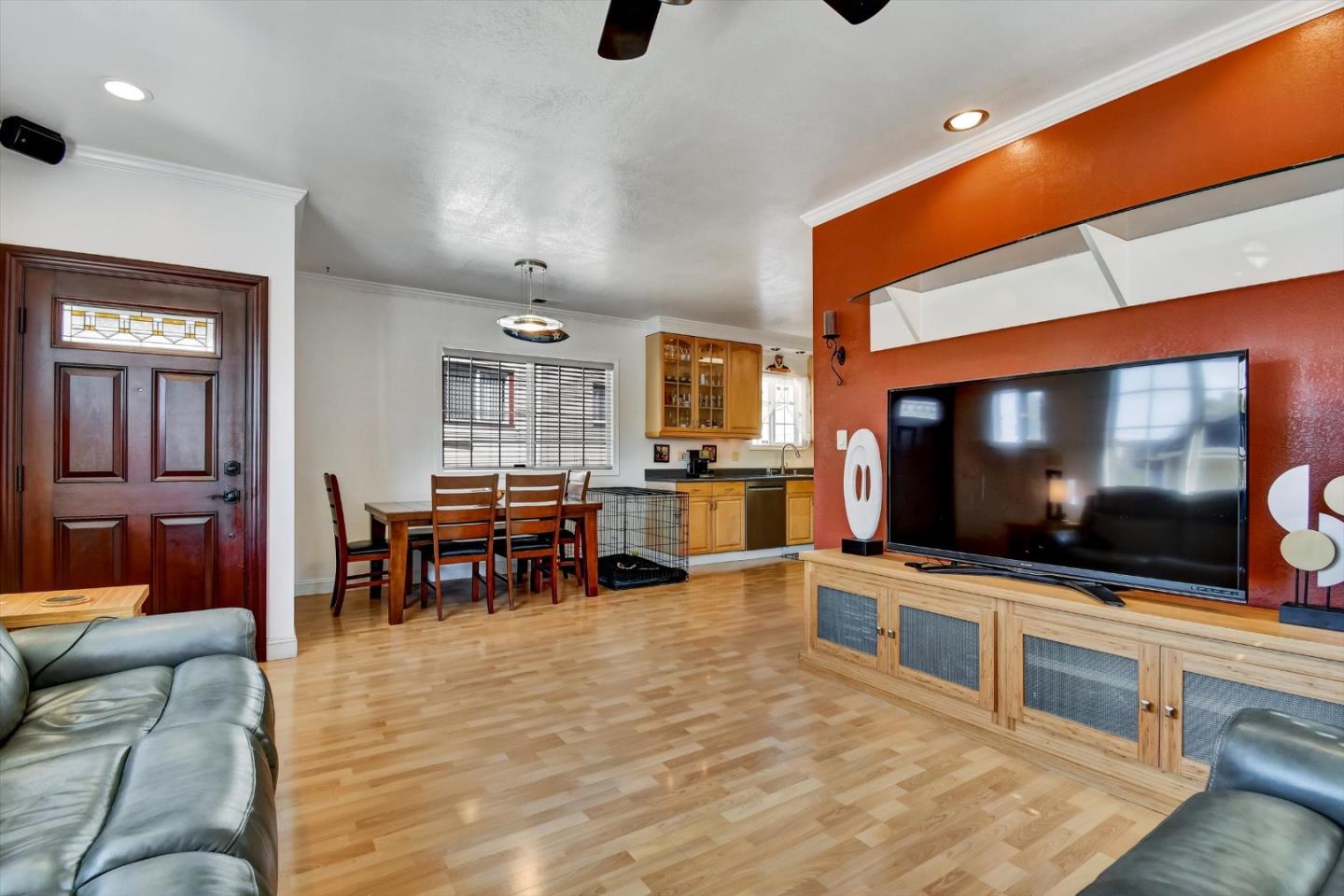 Detail Gallery Image 9 of 35 For 241 Terrace Ave, San Bruno,  CA 94066 - 2 Beds | 1 Baths