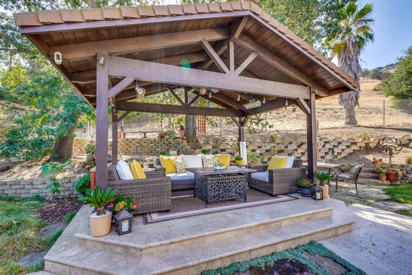 Detail Gallery Image 109 of 149 For 6449 Curie Ct, San Jose,  CA 95123 - 4 Beds | 2/1 Baths
