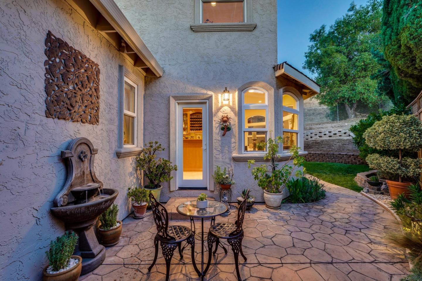 Detail Gallery Image 120 of 149 For 6449 Curie Ct, San Jose,  CA 95123 - 4 Beds | 2/1 Baths
