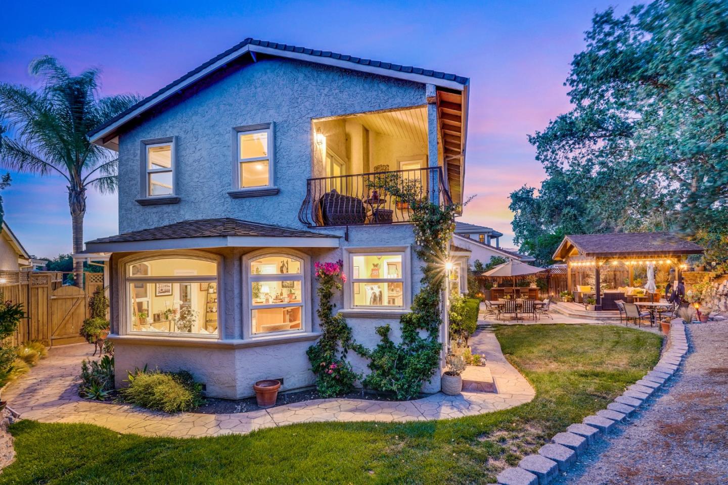 Detail Gallery Image 2 of 149 For 6449 Curie Ct, San Jose,  CA 95123 - 4 Beds | 2/1 Baths