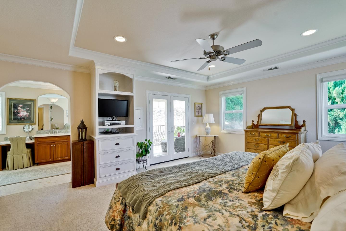 Detail Gallery Image 52 of 149 For 6449 Curie Ct, San Jose,  CA 95123 - 4 Beds | 2/1 Baths