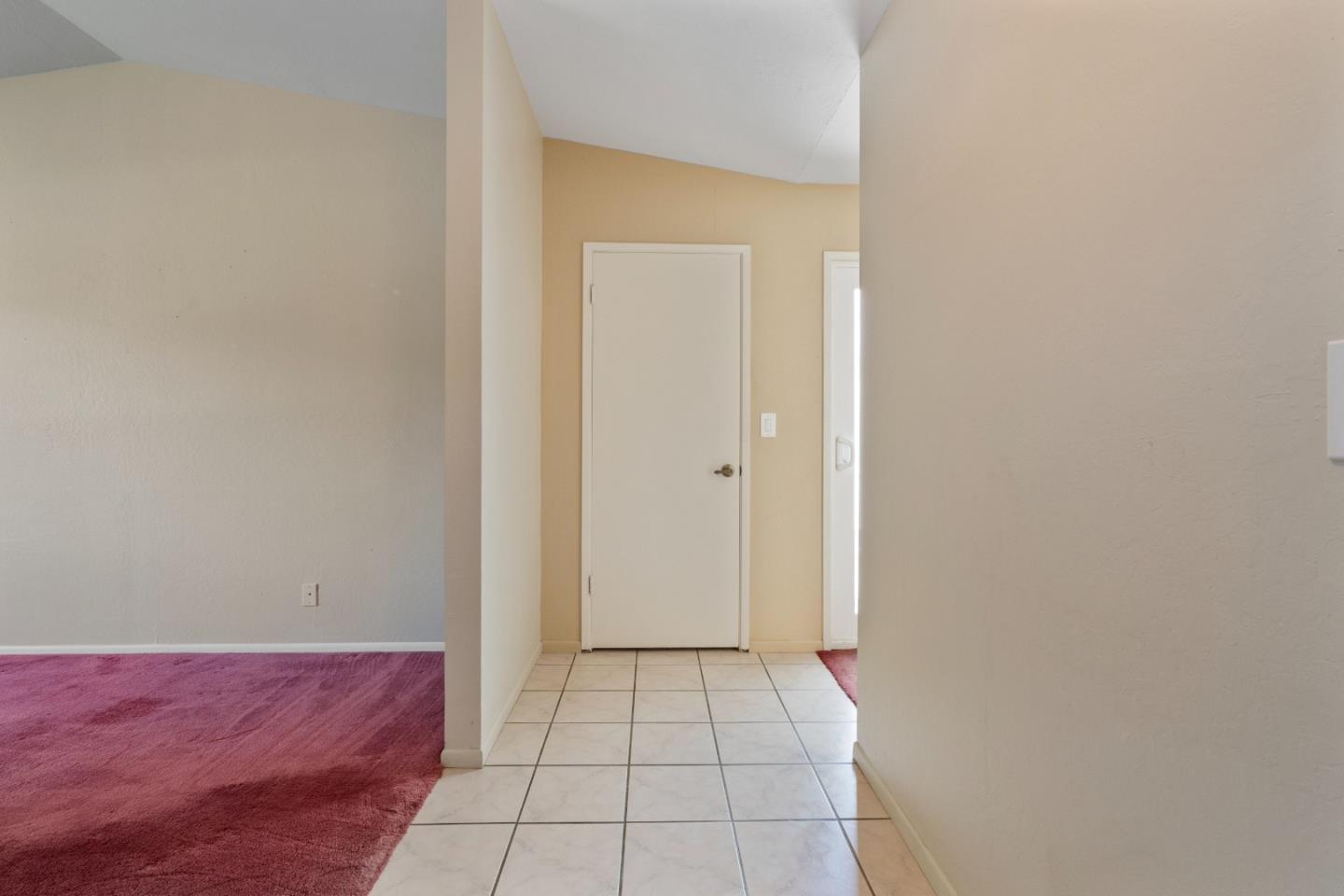 Detail Gallery Image 13 of 49 For 422 Shelley Way, Salinas,  CA 93901 - 3 Beds | 2 Baths