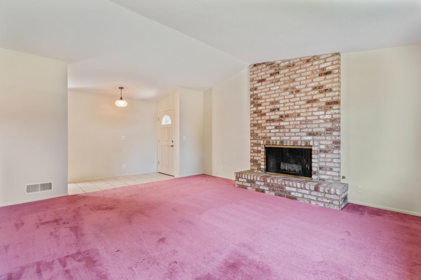 Detail Gallery Image 16 of 49 For 422 Shelley Way, Salinas,  CA 93901 - 3 Beds | 2 Baths