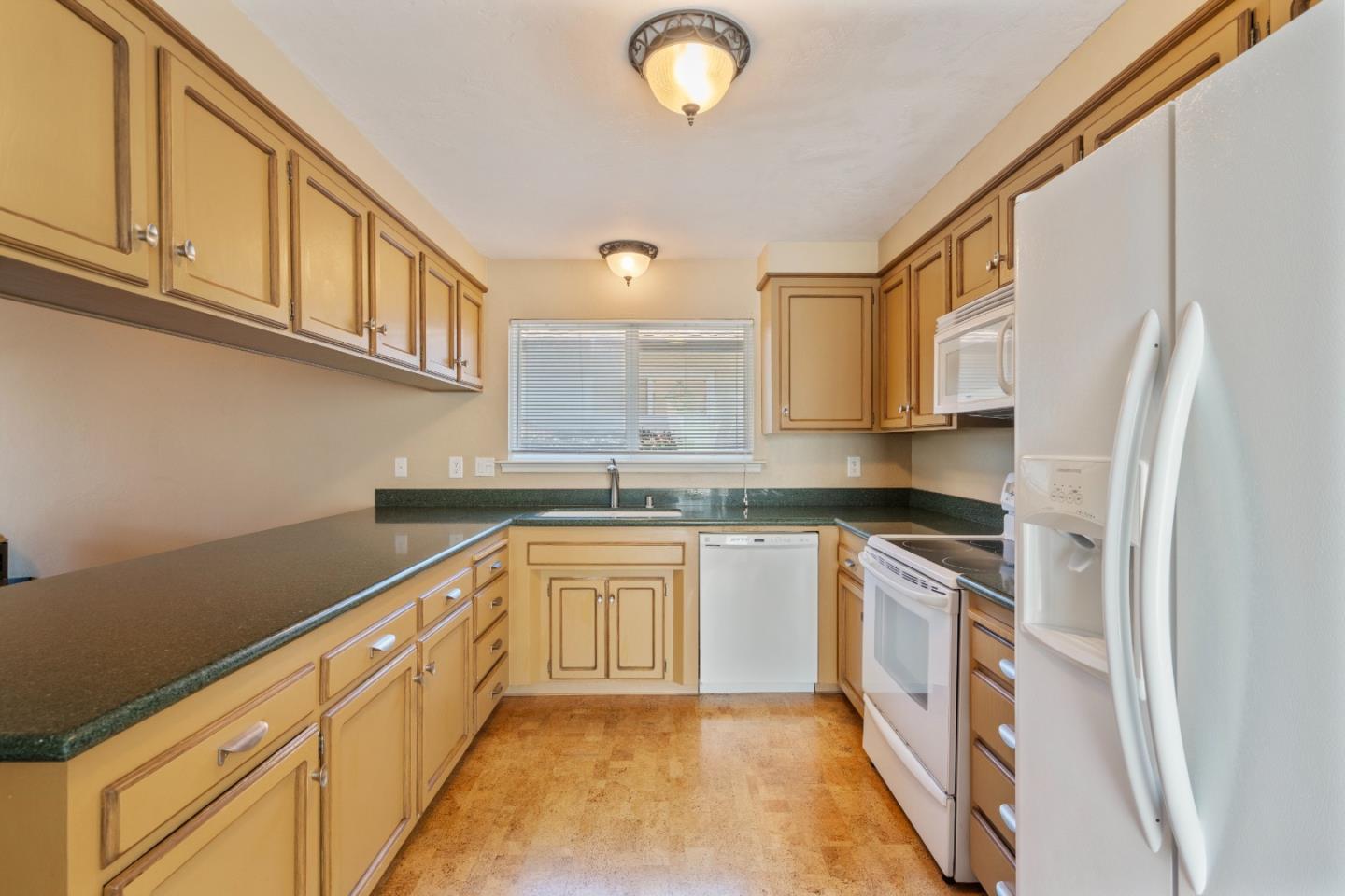 Detail Gallery Image 19 of 49 For 422 Shelley Way, Salinas,  CA 93901 - 3 Beds | 2 Baths