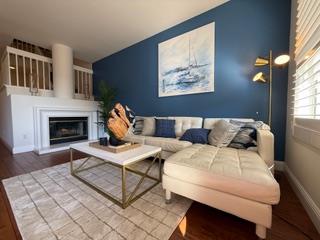 Detail Gallery Image 1 of 12 For 595 Shoal Cir, Redwood Shores,  CA 94065 - 2 Beds | 2/1 Baths