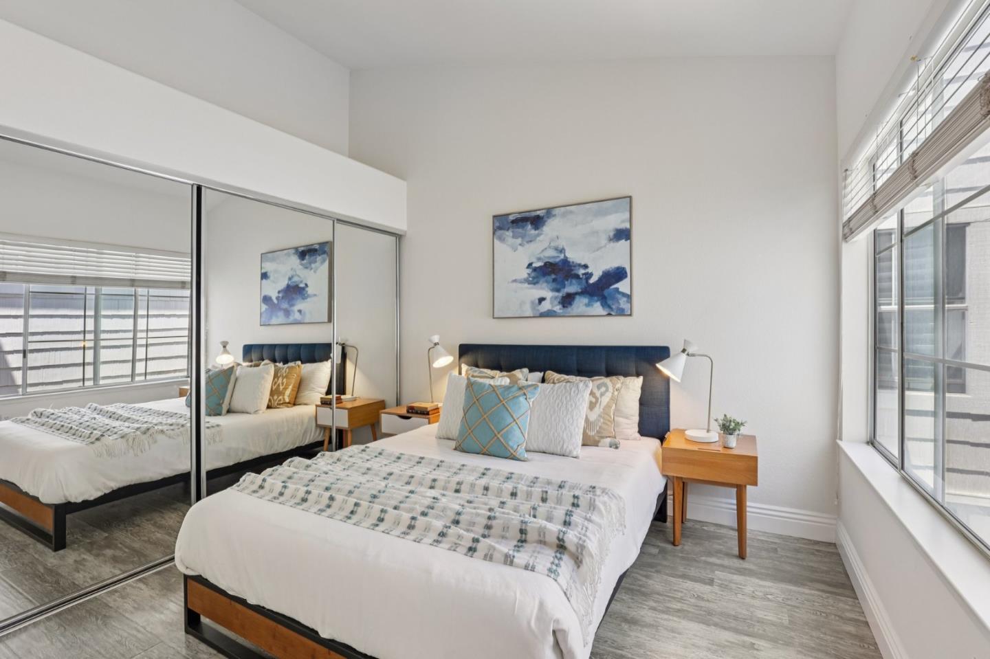 Detail Gallery Image 19 of 32 For 595 Shoal Cir, Redwood Shores,  CA 94065 - 2 Beds | 2/1 Baths