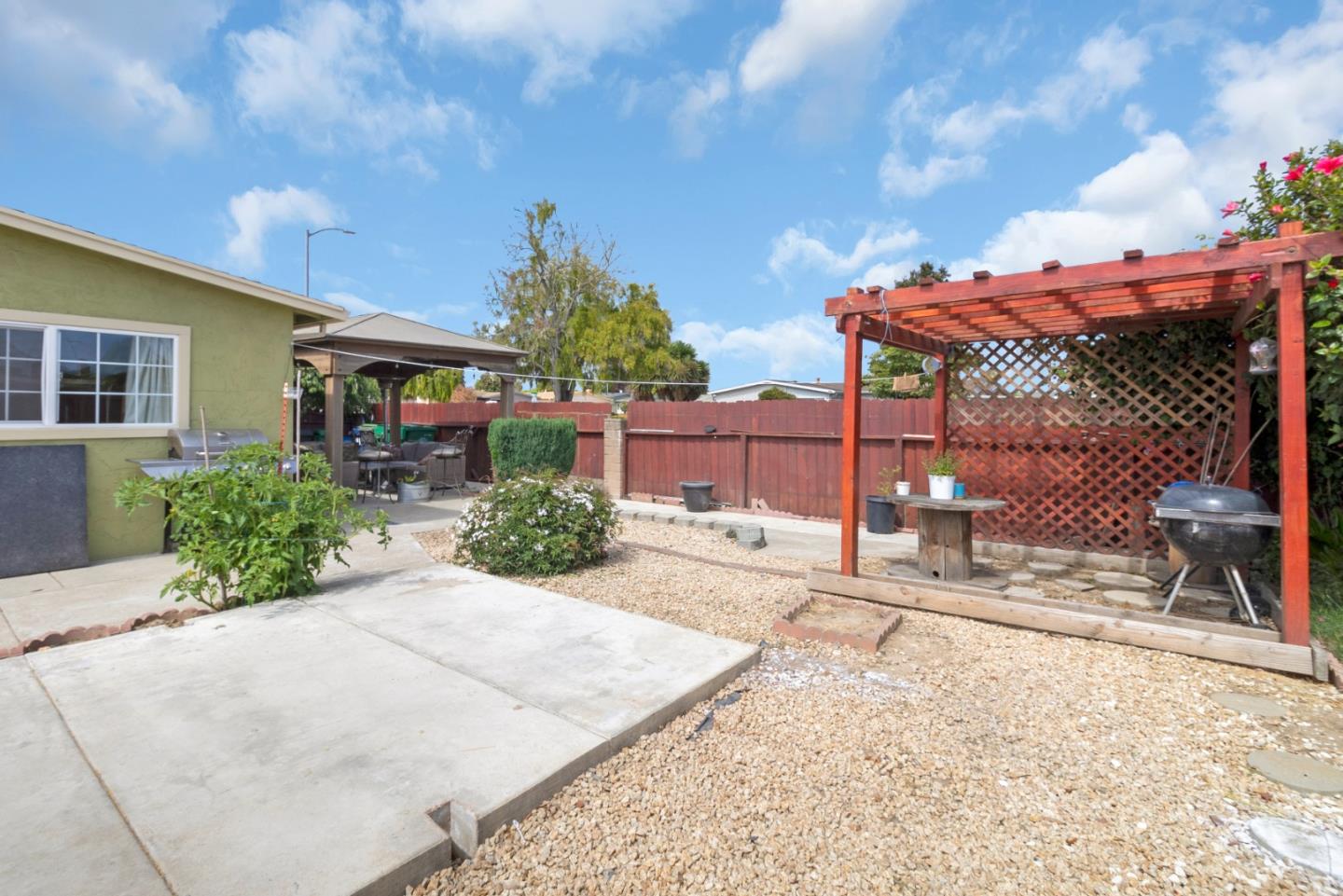 Detail Gallery Image 19 of 21 For 401 Spruce Cir, Watsonville,  CA 95076 - 2 Beds | 2 Baths