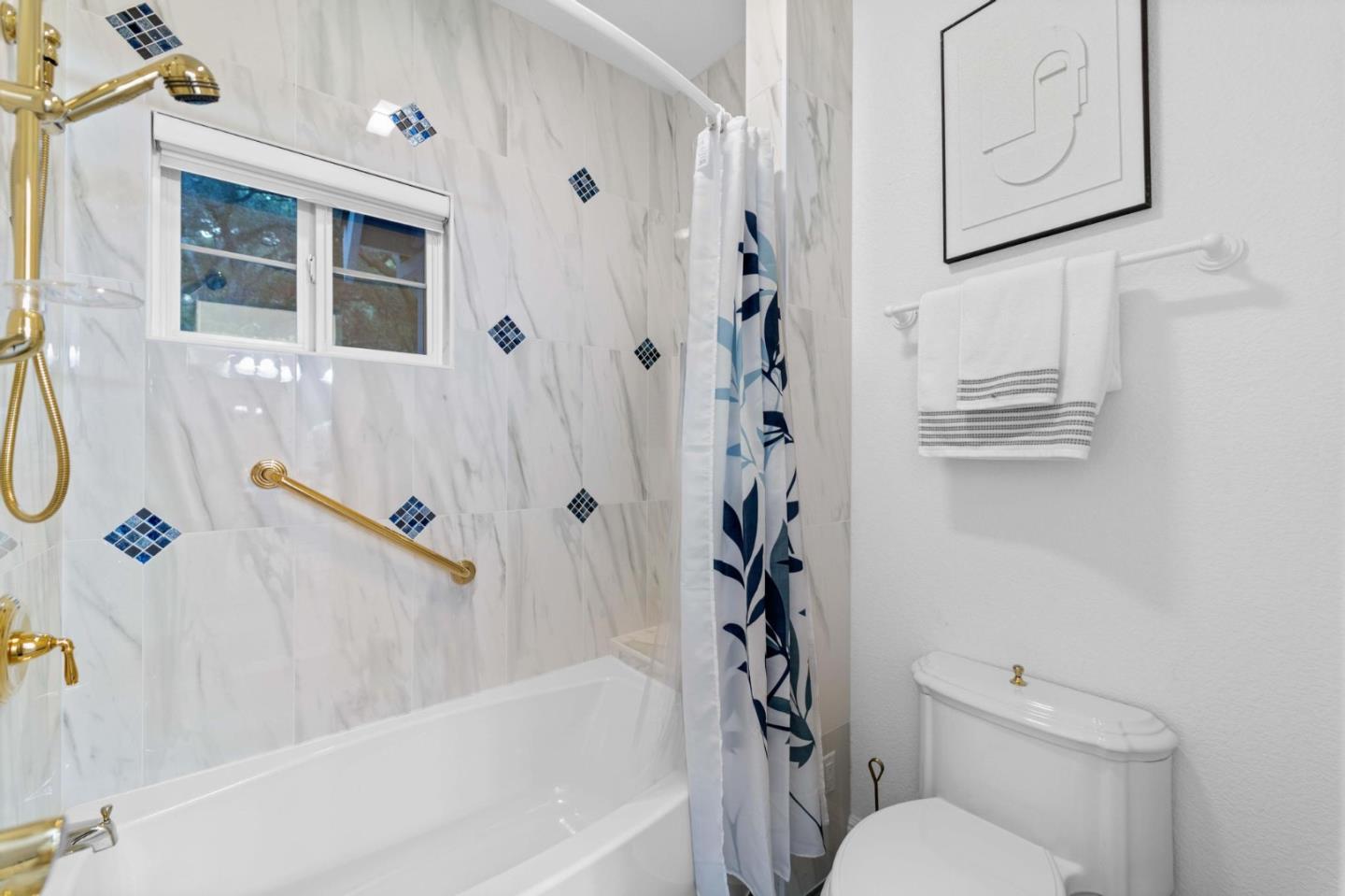Detail Gallery Image 48 of 78 For 1925 Mantelli Dr, Gilroy,  CA 95020 - 5 Beds | 3/1 Baths