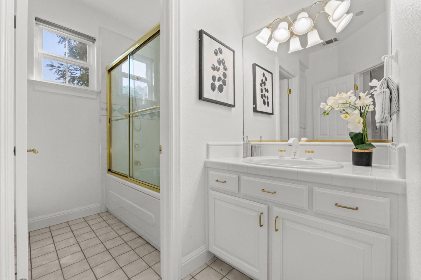 Detail Gallery Image 58 of 78 For 1925 Mantelli Dr, Gilroy,  CA 95020 - 5 Beds | 3/1 Baths