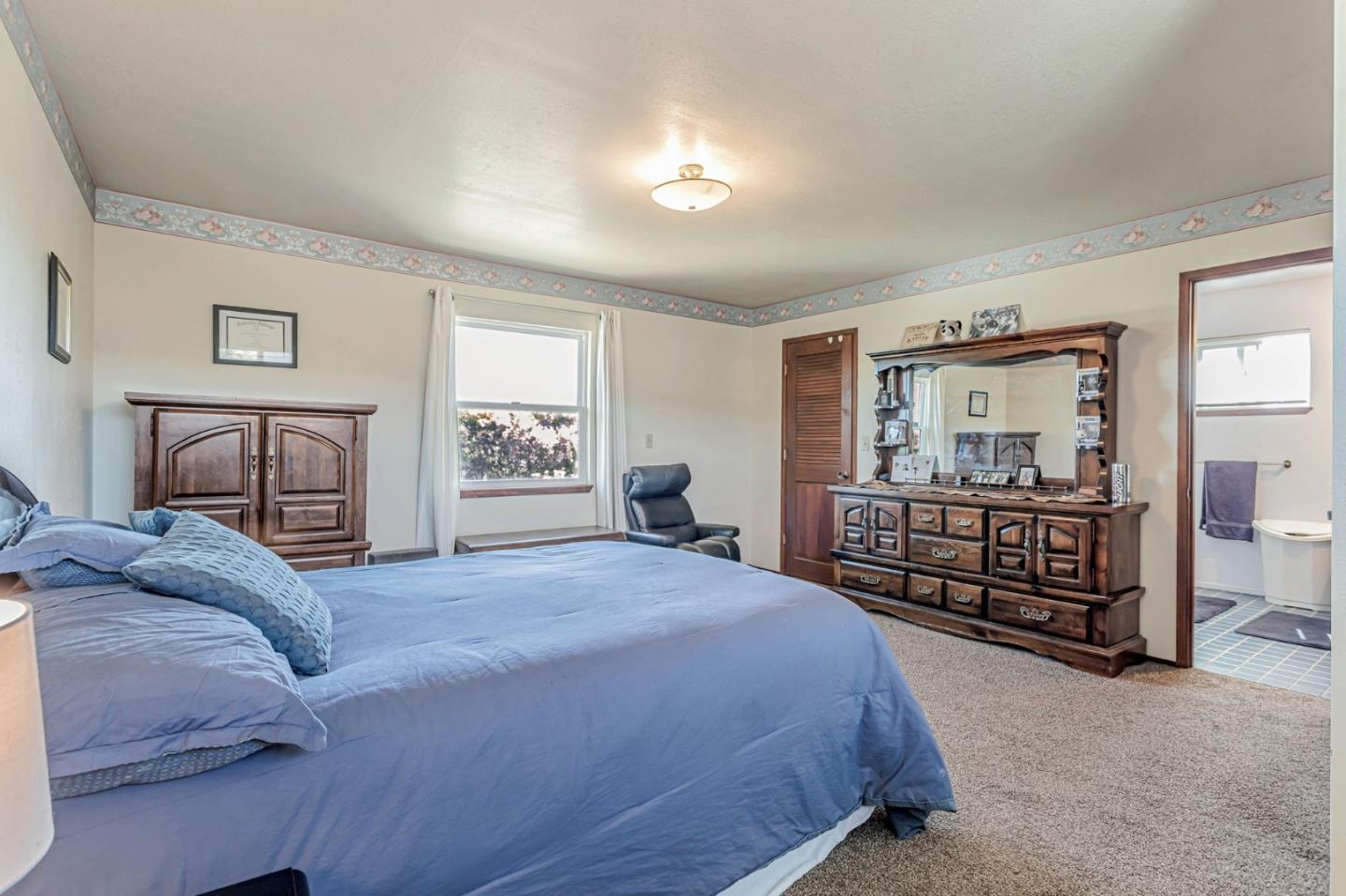 Detail Gallery Image 14 of 35 For 250 Arroyo Dr, Watsonville,  CA 95076 - 4 Beds | 3 Baths