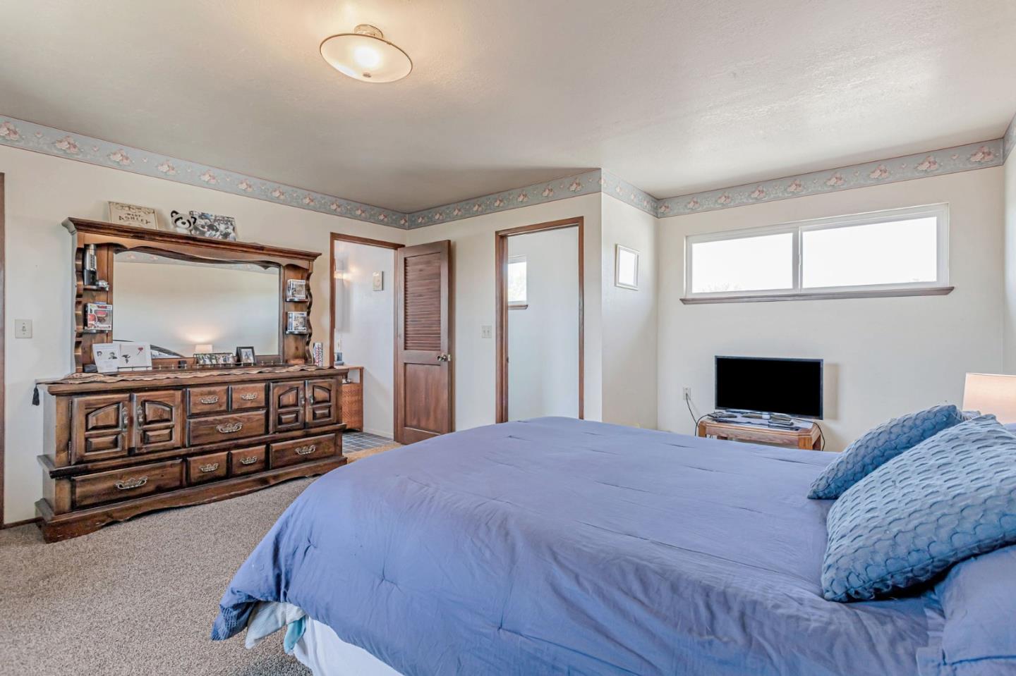 Detail Gallery Image 15 of 35 For 250 Arroyo Dr, Watsonville,  CA 95076 - 4 Beds | 3 Baths
