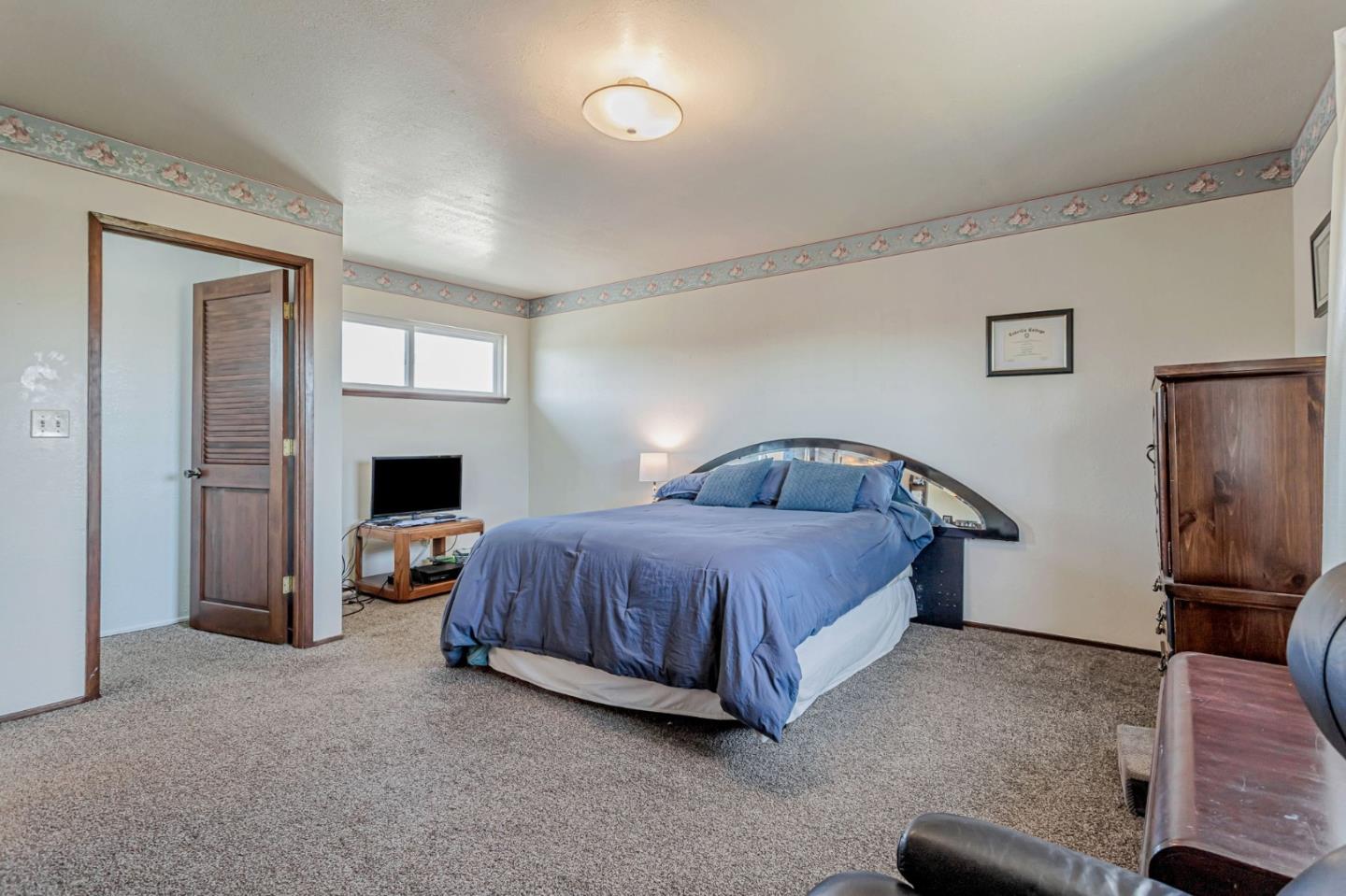 Detail Gallery Image 16 of 35 For 250 Arroyo Dr, Watsonville,  CA 95076 - 4 Beds | 3 Baths