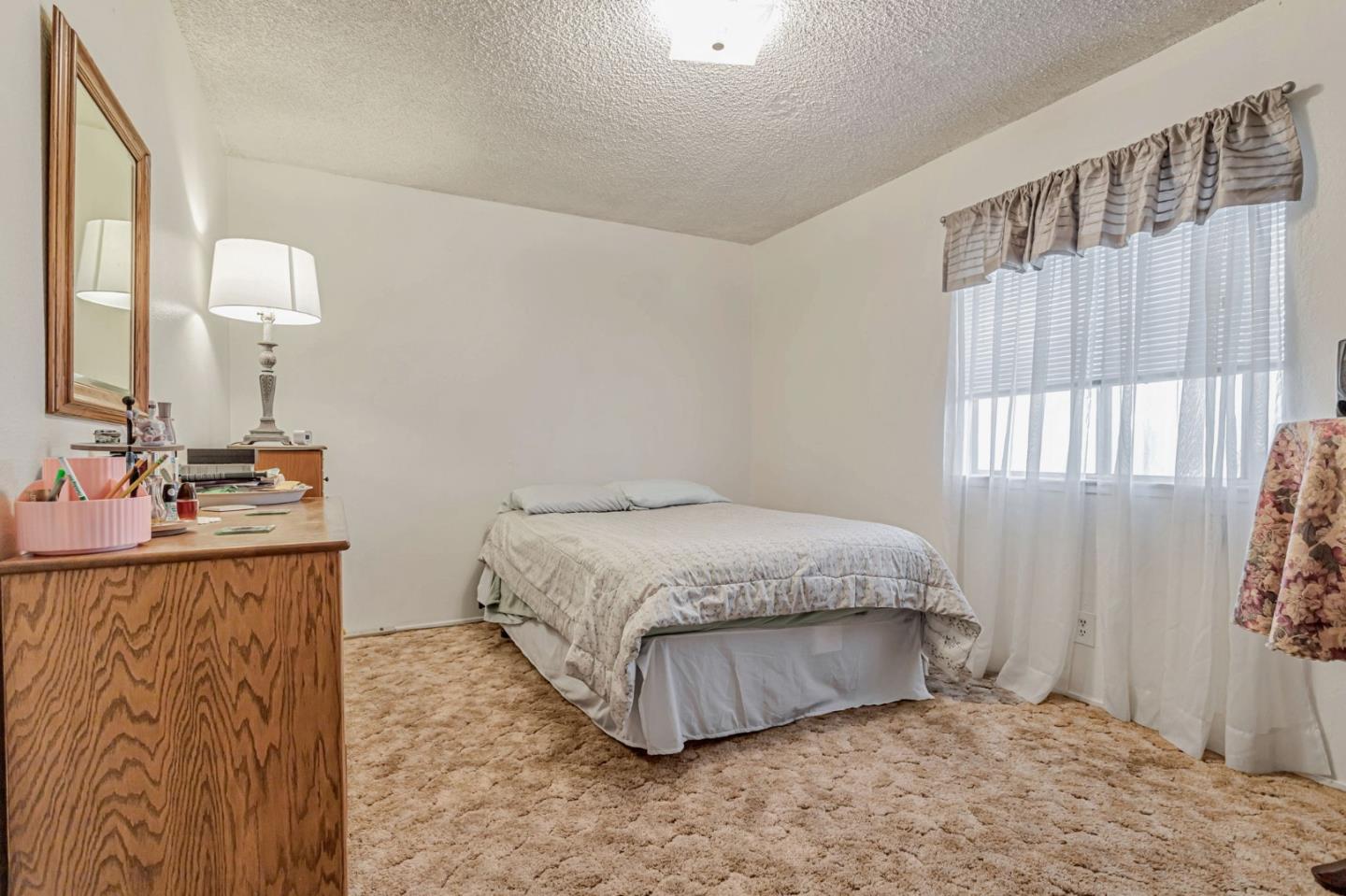 Detail Gallery Image 19 of 35 For 250 Arroyo Dr, Watsonville,  CA 95076 - 4 Beds | 3 Baths
