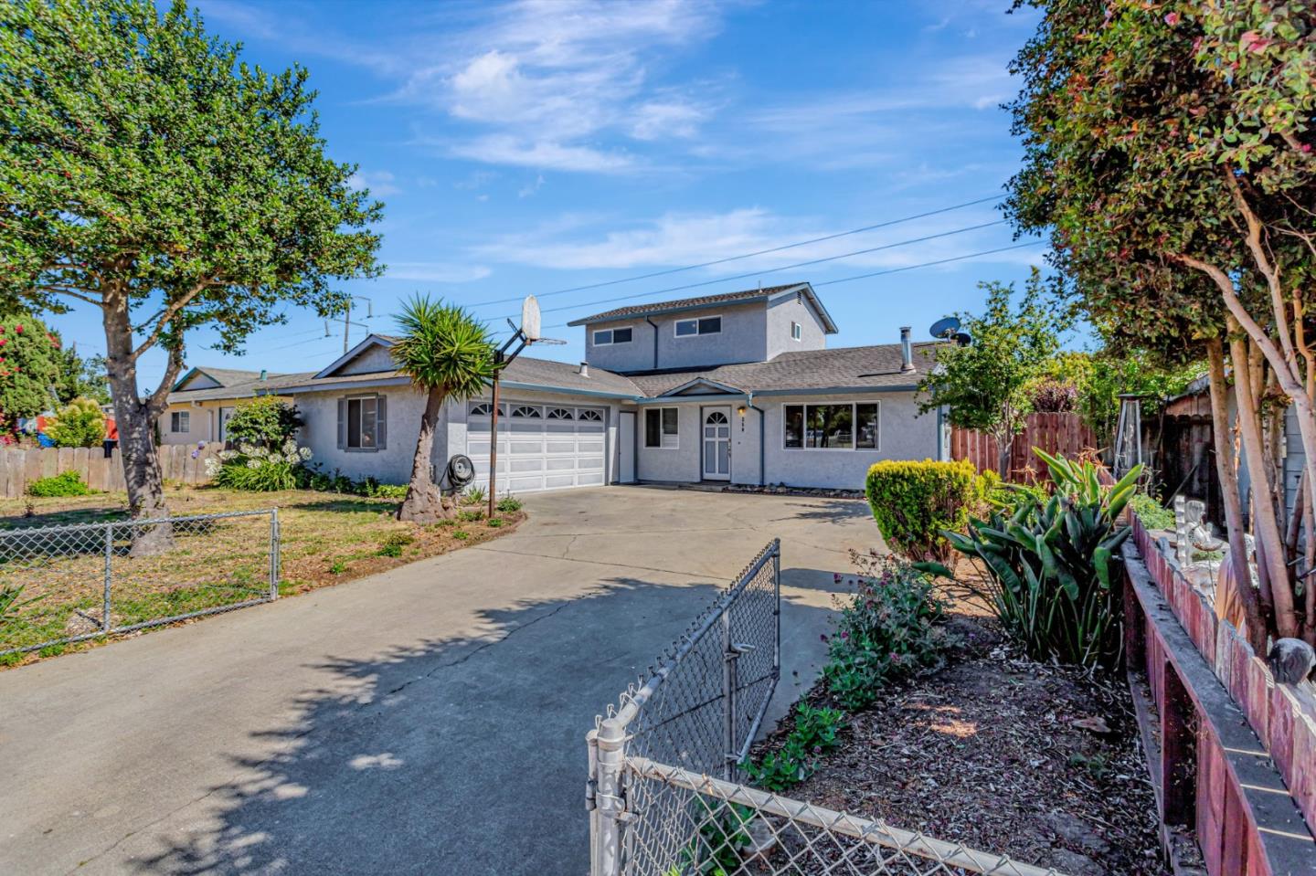 Detail Gallery Image 2 of 35 For 250 Arroyo Dr, Watsonville,  CA 95076 - 4 Beds | 3 Baths
