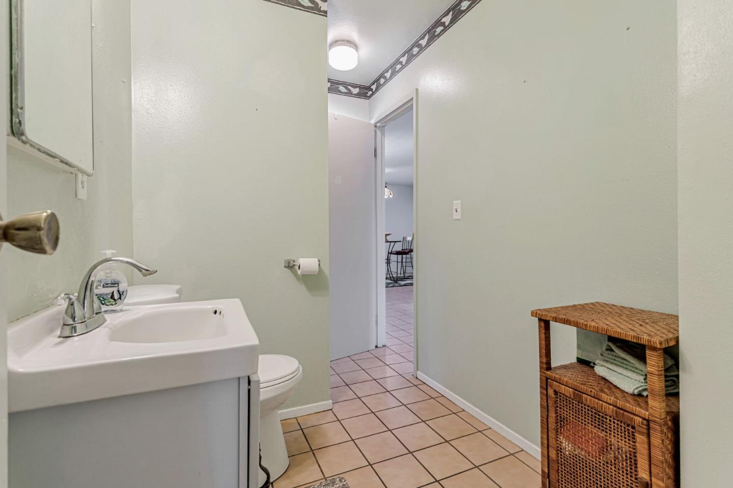Detail Gallery Image 25 of 35 For 250 Arroyo Dr, Watsonville,  CA 95076 - 4 Beds | 3 Baths