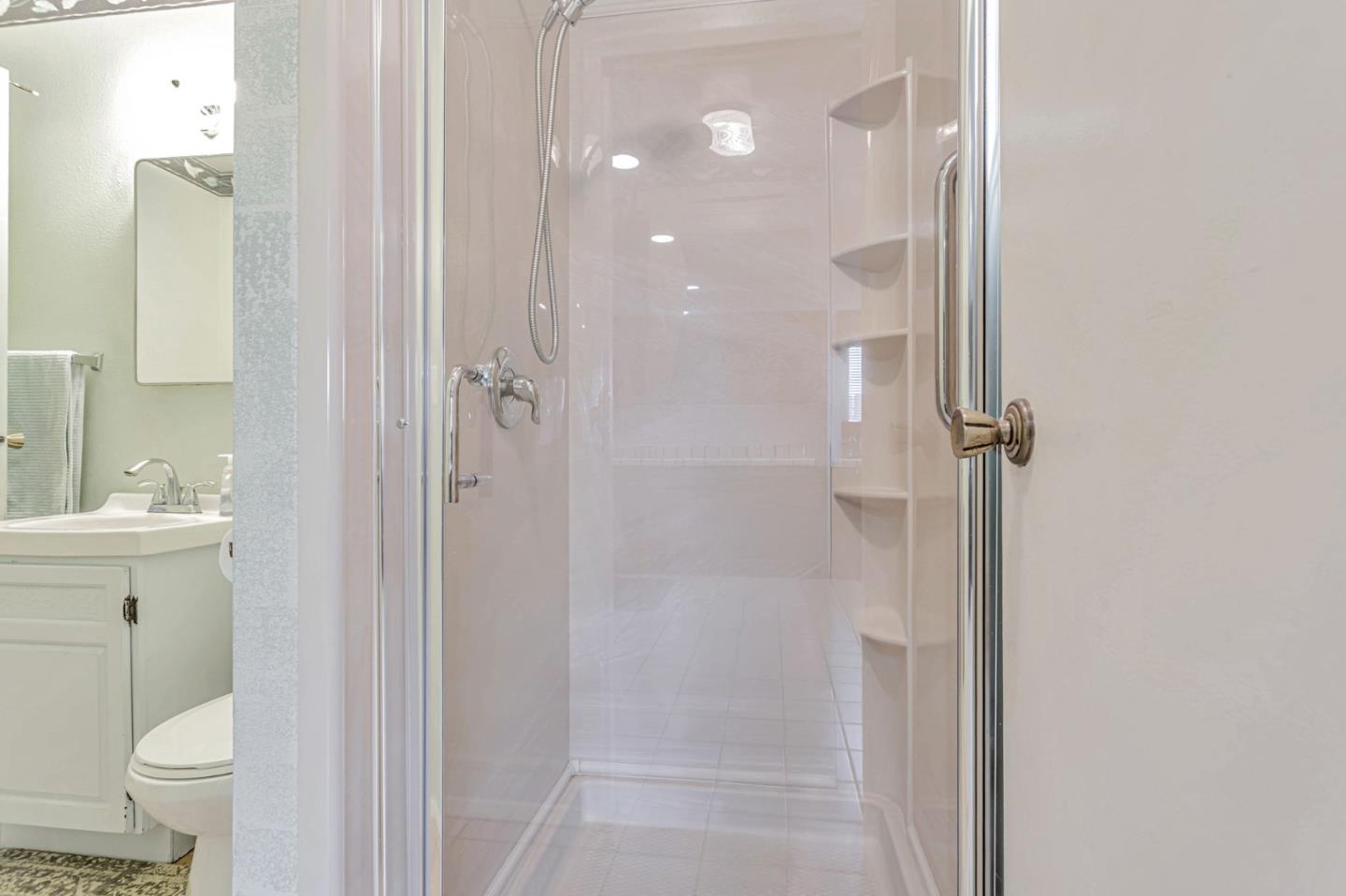 Detail Gallery Image 27 of 35 For 250 Arroyo Dr, Watsonville,  CA 95076 - 4 Beds | 3 Baths