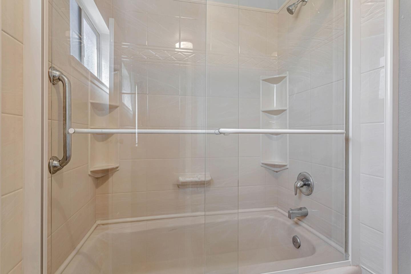 Detail Gallery Image 29 of 35 For 250 Arroyo Dr, Watsonville,  CA 95076 - 4 Beds | 3 Baths