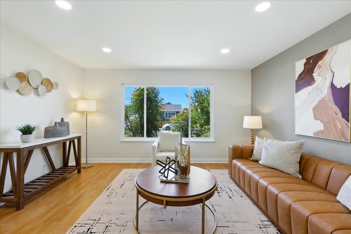 Detail Gallery Image 3 of 51 For 2574 Bing Ct, Union City,  CA 94587 - 4 Beds | 2 Baths