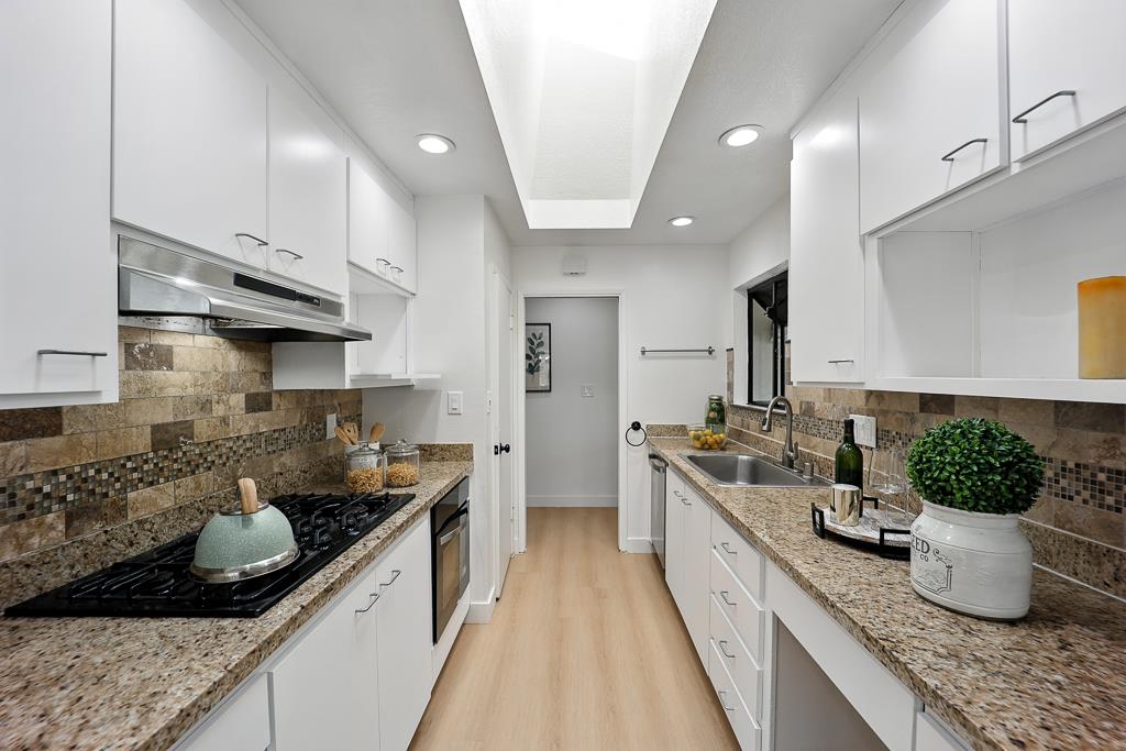 Detail Gallery Image 24 of 57 For 32461 Darlene Way, Union City,  CA 94587 - 4 Beds | 2 Baths