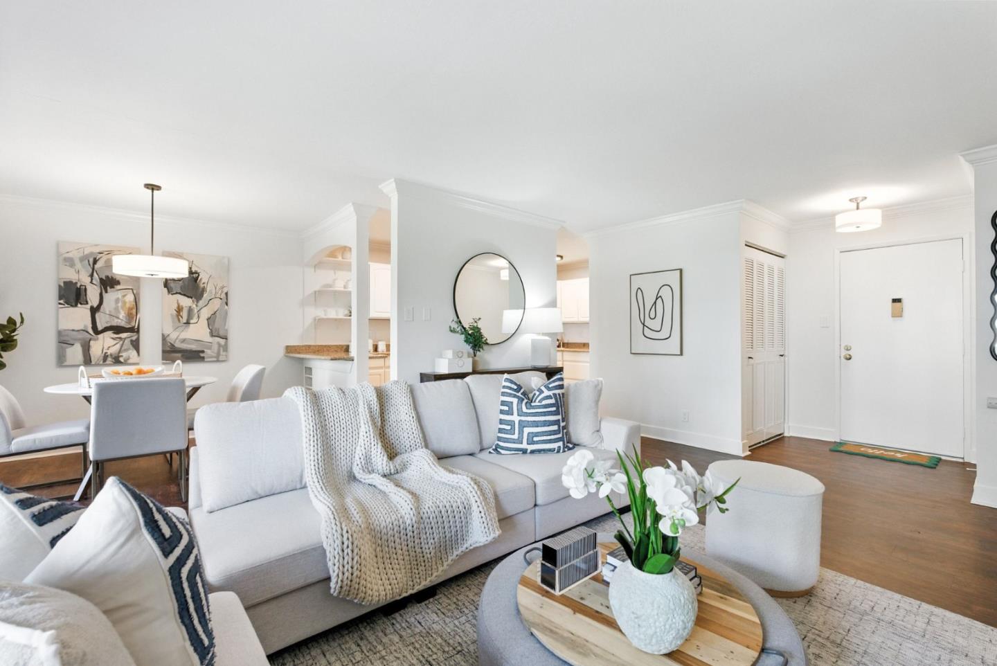 Detail Gallery Image 3 of 40 For 1061 Beach Park Blvd #103,  Foster City,  CA 94404 - 2 Beds | 2 Baths