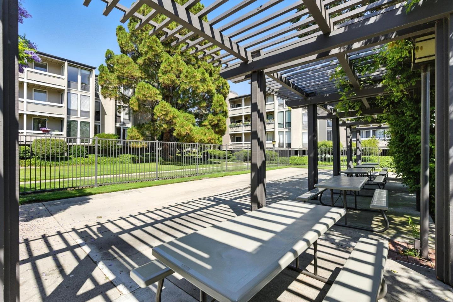 Detail Gallery Image 31 of 40 For 1061 Beach Park Blvd #103,  Foster City,  CA 94404 - 2 Beds | 2 Baths