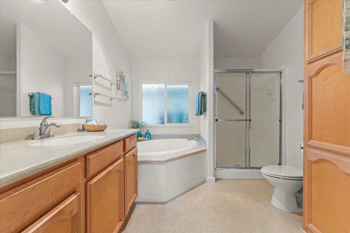Detail Gallery Image 11 of 24 For 16 Primrose St #16,  Aptos,  CA 95003 - 3 Beds | 2 Baths