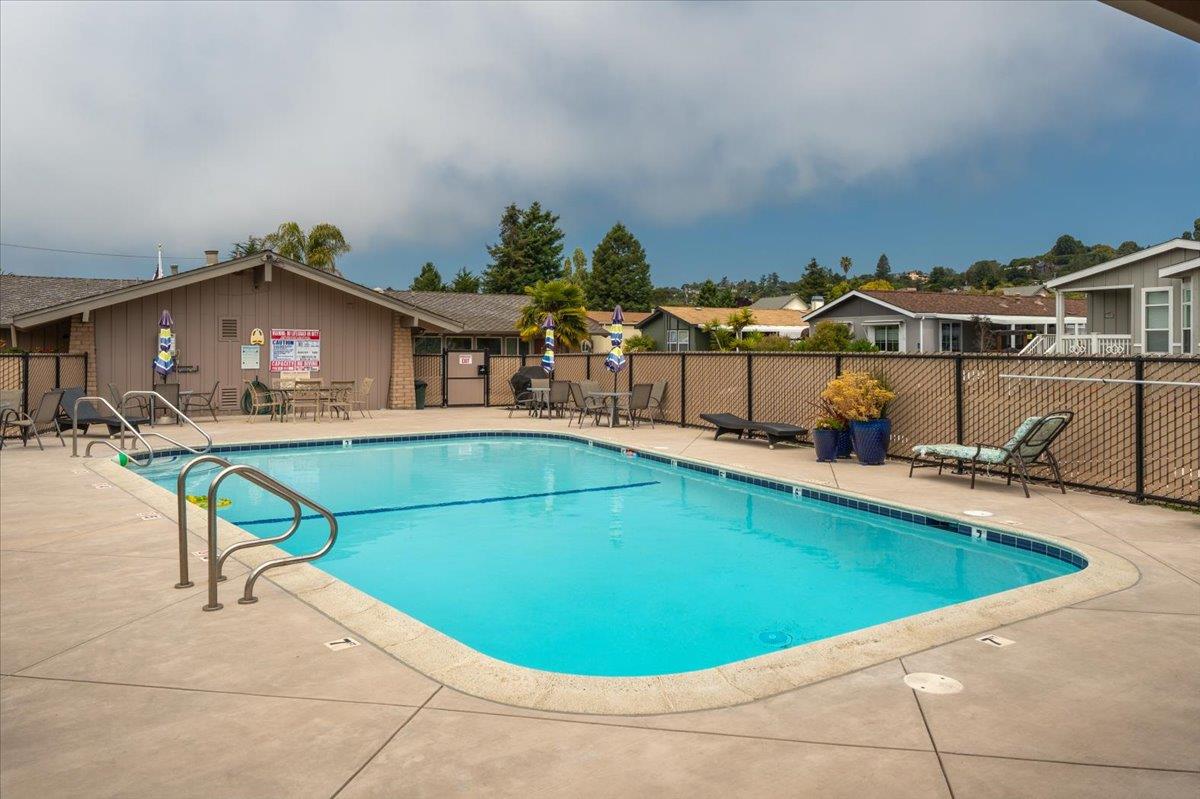 Detail Gallery Image 17 of 24 For 16 Primrose St #16,  Aptos,  CA 95003 - 3 Beds | 2 Baths
