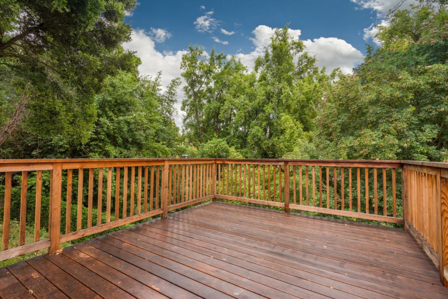 Detail Gallery Image 12 of 22 For 156 Sueno Camino, La Honda,  CA 94020 - 3 Beds | 2 Baths