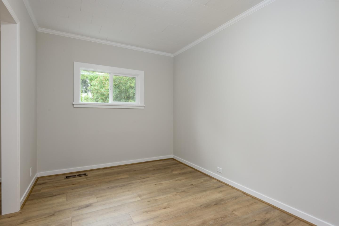 Detail Gallery Image 19 of 22 For 156 Sueno Camino, La Honda,  CA 94020 - 3 Beds | 2 Baths