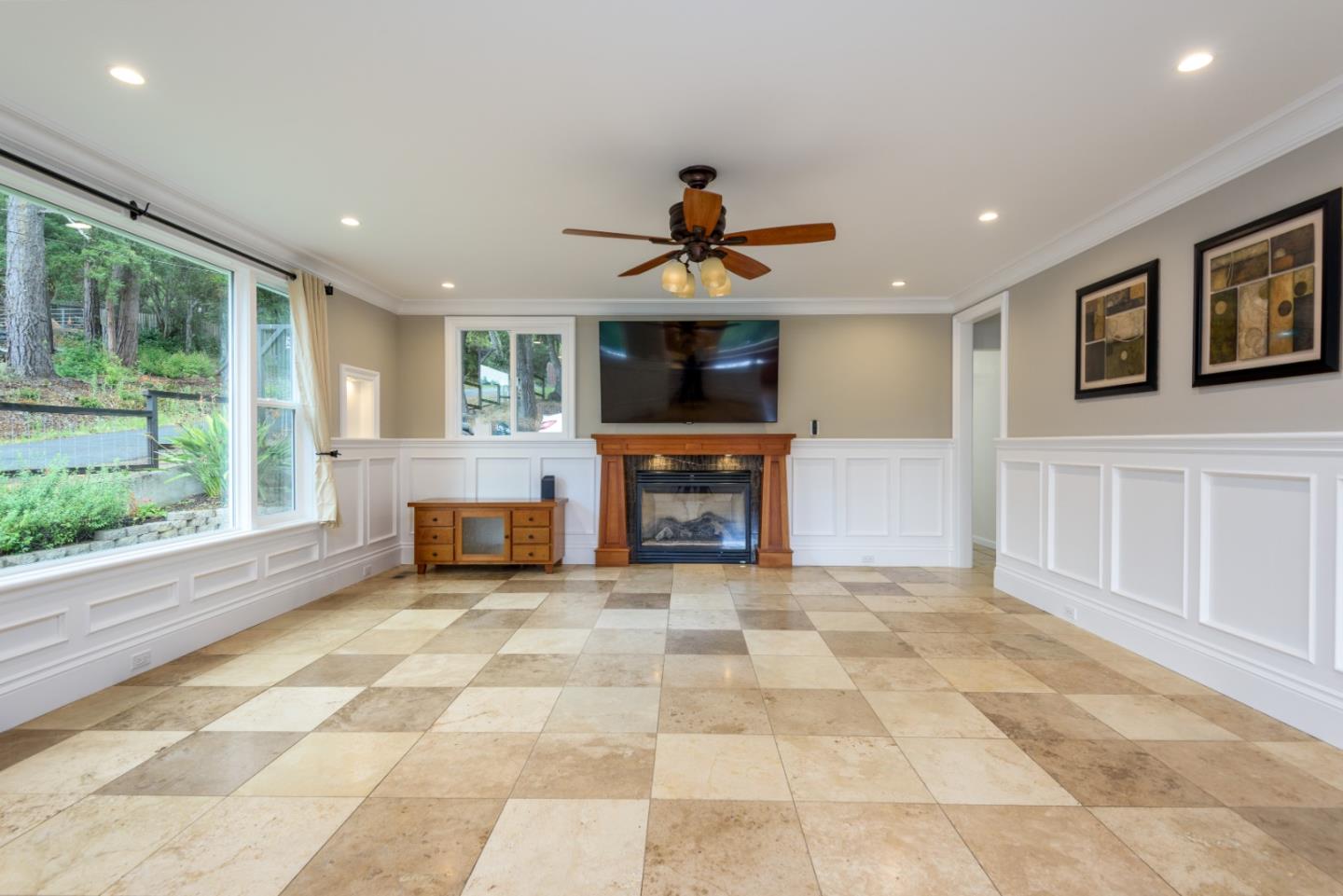 Detail Gallery Image 8 of 22 For 156 Sueno Camino, La Honda,  CA 94020 - 3 Beds | 2 Baths