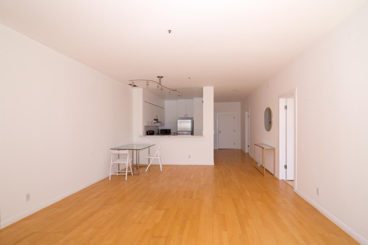 Detail Gallery Image 3 of 15 For 97 E Saint James St #48,  San Jose,  CA 95112 - 2 Beds | 2 Baths