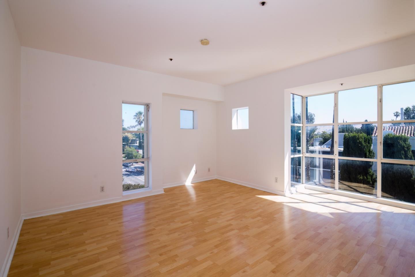 Detail Gallery Image 6 of 15 For 97 E Saint James St #48,  San Jose,  CA 95112 - 2 Beds | 2 Baths