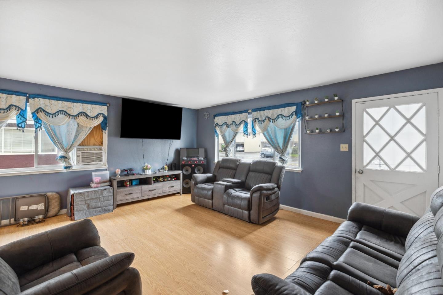 Detail Gallery Image 10 of 26 For 1182 Leigh, San Jose,  CA 95126 - – Beds | – Baths