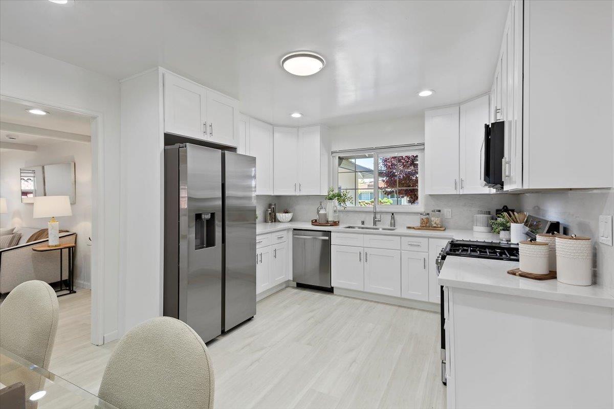 Detail Gallery Image 16 of 48 For 3562 Earl Dr, Santa Clara,  CA 95051 - 3 Beds | 2 Baths