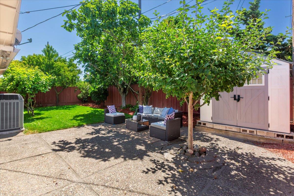 Detail Gallery Image 36 of 48 For 3562 Earl Dr, Santa Clara,  CA 95051 - 3 Beds | 2 Baths