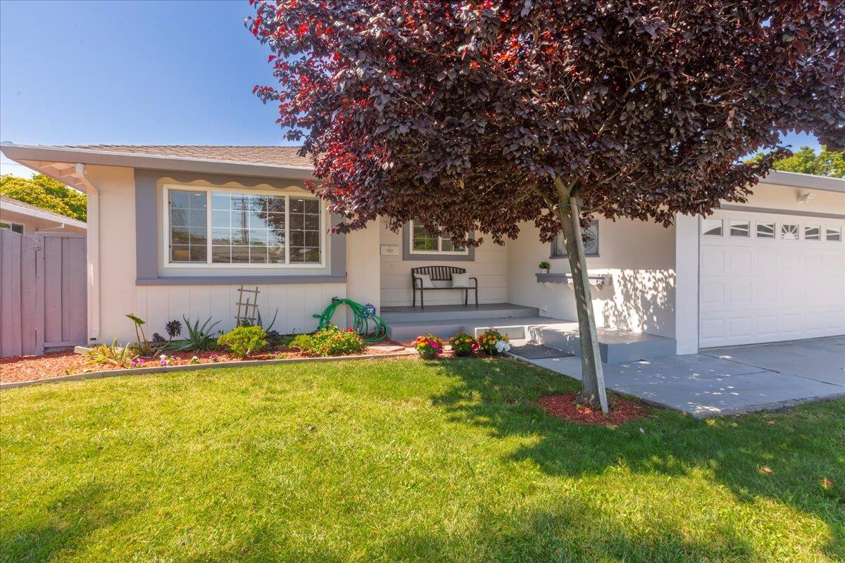 Detail Gallery Image 4 of 48 For 3562 Earl Dr, Santa Clara,  CA 95051 - 3 Beds | 2 Baths