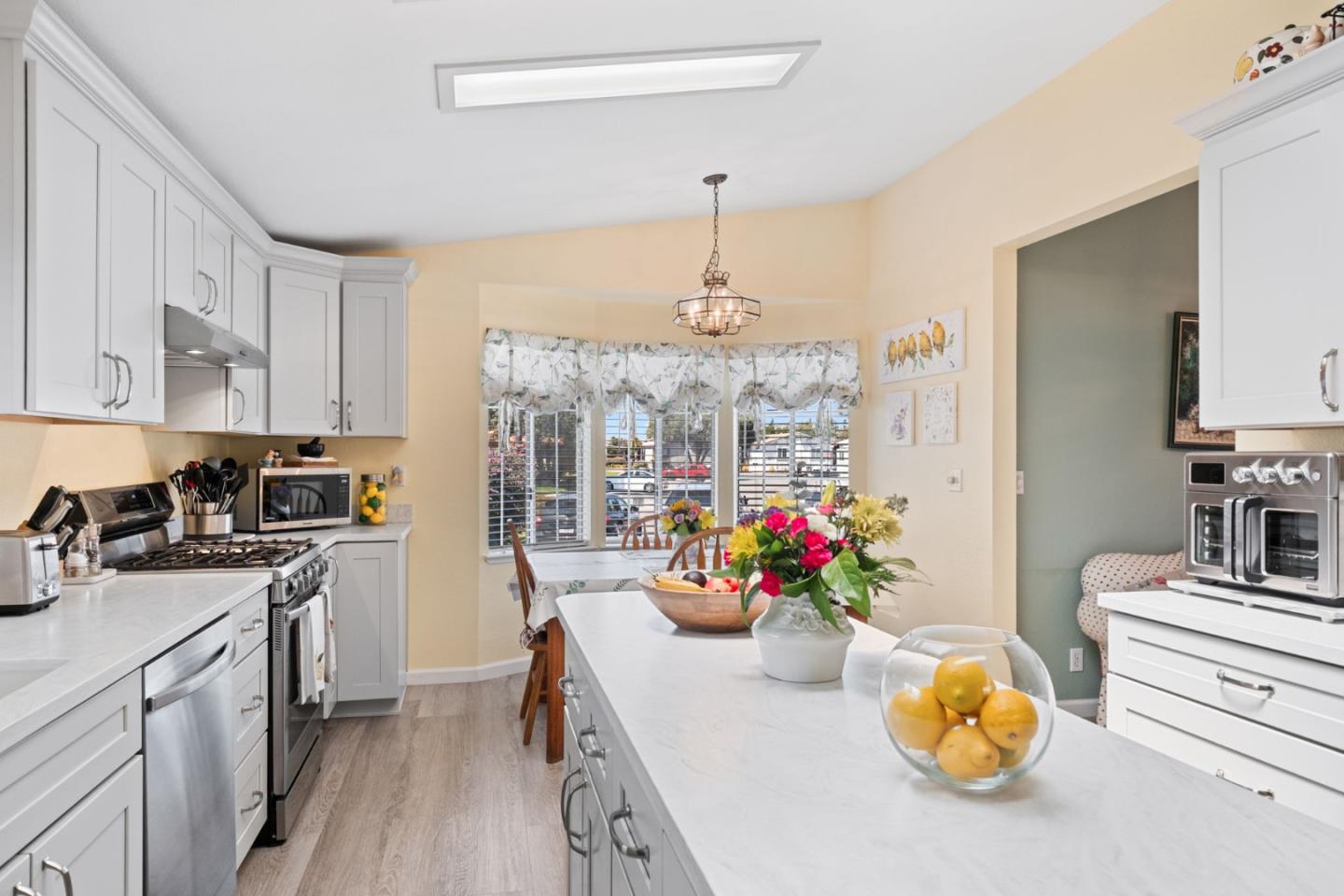 Detail Gallery Image 13 of 52 For 600 E Weddell Dr #126,  Sunnyvale,  CA 94089 - 3 Beds | 2 Baths