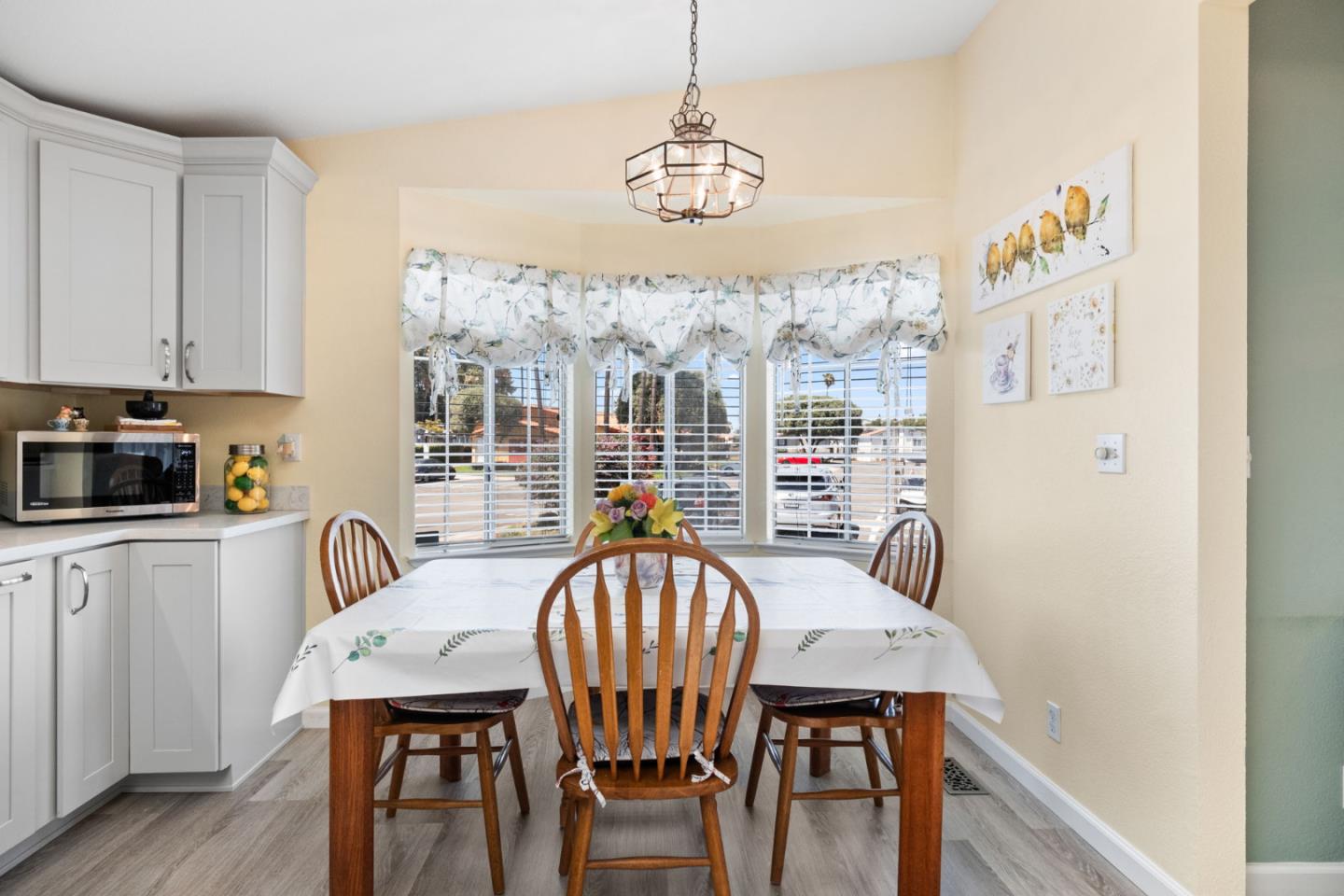Detail Gallery Image 18 of 52 For 600 E Weddell Dr #126,  Sunnyvale,  CA 94089 - 3 Beds | 2 Baths